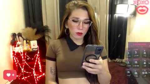 Snapshot of preciousrosedoll chatting on November 2025 03:29:01 AM Rosedoll online show from November 2025 03:29:01 AM