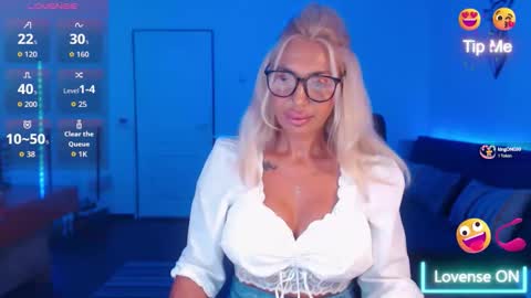 Victoria online show from September 2025 07:24:02 PM