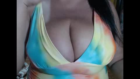 Snapshot of pregnant4twins chatting on February 2026 08:35:01 AM BEING SINGLE PREGNANT HAVING TWINS IS NOT EASY SO PLS DONT MAKE ME STRESS IF YOU CANT HELP BE CONSIDERATETHANK YOU online show from February 2026 08:35:01 AM