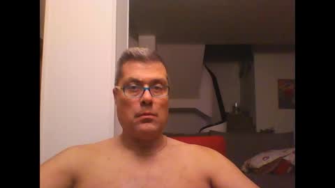 Snapshot of prendimisubito chatting on December 2024 03:41:01 AM prendimisubito online show from December 2024 03:41:01 AM