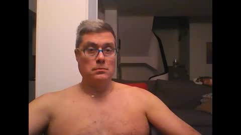 Snapshot of prendimisubito chatting on January 2025 12:49:01 AM prendimisubito online show from January 2025 12:49:01 AM