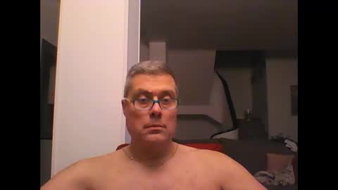 Snapshot of prendimisubito chatting on February 2025 01:34:01 AM prendimisubito online show from February 2025 01:34:01 AM