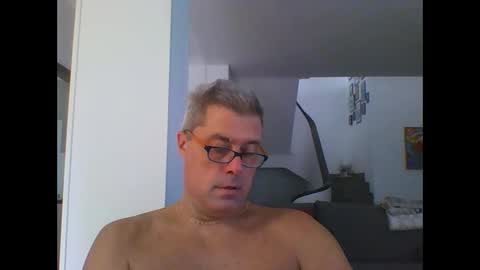 Snapshot of prendimisubito chatting on September 2025 08:24:01 AM prendimisubito online show from September 2025 08:24:01 AM