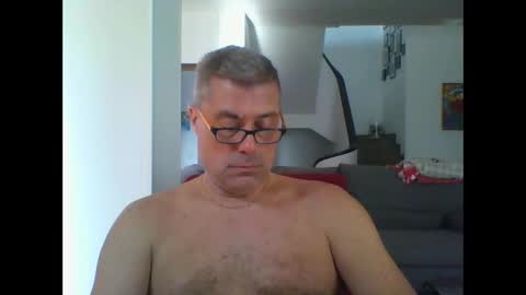 Snapshot of prendimisubito chatting on October 2025 12:58:01 PM prendimisubito online show from October 2025 12:58:01 PM