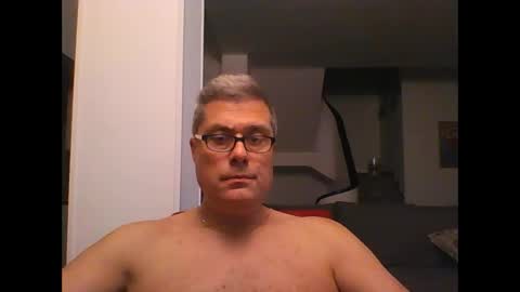 Snapshot of prendimisubito chatting on November 2025 10:01:02 PM prendimisubito online show from November 2025 10:01:02 PM