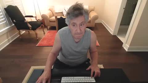 Snapshot of preppydave2525 chatting on February 2025 07:07:01 PM preppydave2525 online show from February 2025 07:07:01 PM