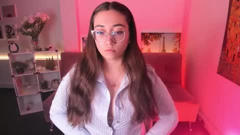 Camila  online show from February 2026 12:12:01 PM