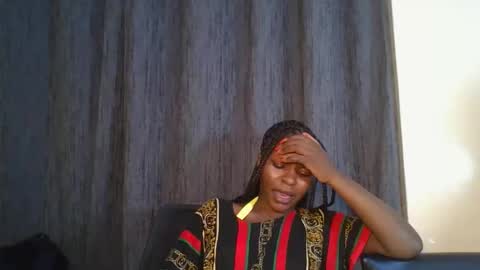 Bad gurl Riri online show from November 2025 06:18:02 PM