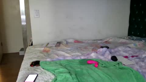 Yasmine pretty online show from February 2025 10:31:01 PM