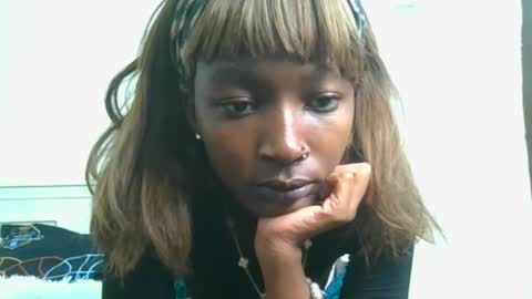 Snapshot of pretty__lisa chatting on December 2025 02:57:02 PM pretty__lisa online show from December 2025 02:57:02 PM