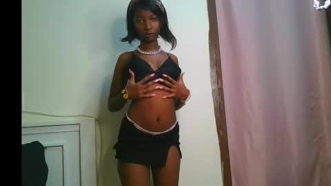 Snapshot of pretty__lisa chatting on January 2026 03:48:02 PM pretty__lisa online show from January 2026 03:48:02 PM