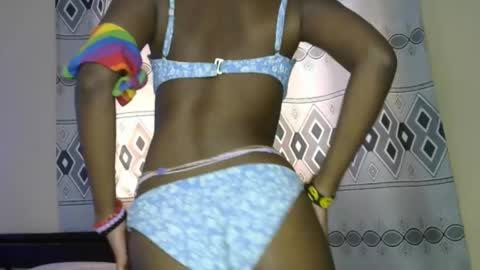 Snapshot of pretty__lisa chatting on January 2026 08:52:01 AM pretty__lisa online show from January 2026 08:52:01 AM