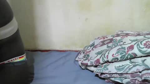 pretty_ass07 online show from January 2025 06:25:01 PM