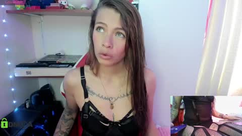 Lisa online show from September 2025 08:34:01 PM