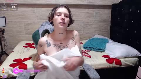 pretty_cristal22 online show from February 2025 03:18:02 PM