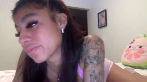 Snapshot of pretty_girl828687 chatting on February 2026 02:27:02 PM pretty_girl828687 online show from February 2026 02:27:02 PM