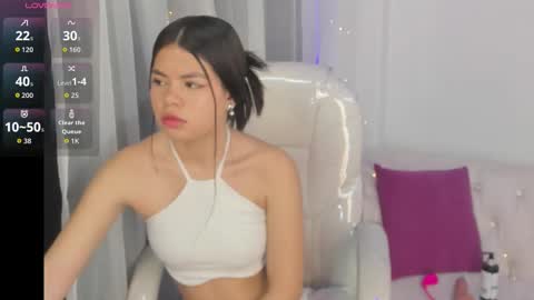 pretty online show from September 2025 12:29:01 PM