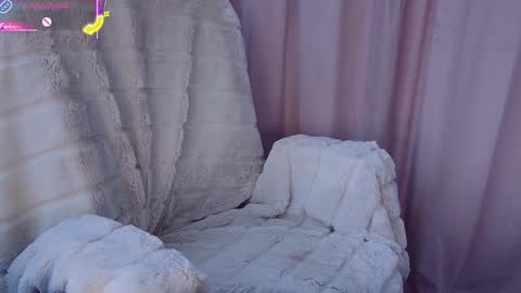 Snapshot of pretty_kitsune chatting on October 2025 09:28:02 AM Pretty Kitsune Next stream November 30 online show from October 2025 09:28:02 AM