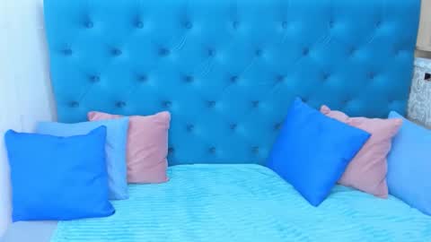 pretty_malika online show from September 2025 12:59:01 AM