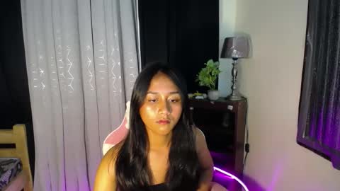 Snapshot of pretty_morenaxx chatting on January 2025 05:41:01 PM Marimar online show from January 2025 05:41:01 PM