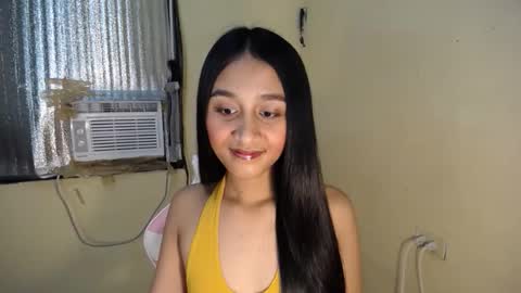 Snapshot of pretty_morenaxx chatting on October 2025 12:04:01 PM Marimar online show from October 2025 12:04:01 PM