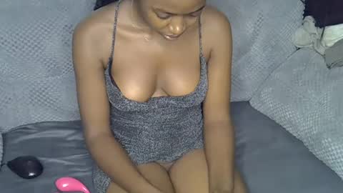 Snapshot of pretty_petite24 chatting on June 2026 06:42:01 PM pretty_petite24 online show from June 2026 06:42:01 PM