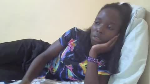 pretty_petite_ebony online show from January 2025 10:35:01 PM