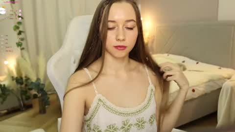 Elina online show from March 2025 07:07:02 PM