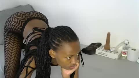 Pretty doll online show from November 2025 11:01:02 AM