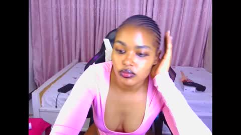 pretty_shally online show from February 2026 01:28:02 AM