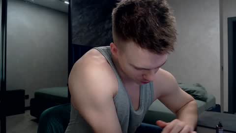 Justin online show from December 2024 08:18:01 PM