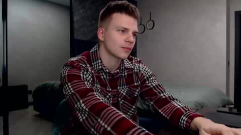 Justin online show from February 2025 06:59:02 AM