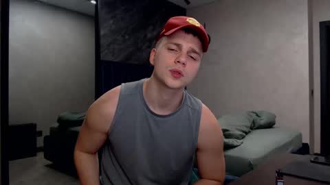 Justin online show from March 2025 06:52:02 AM