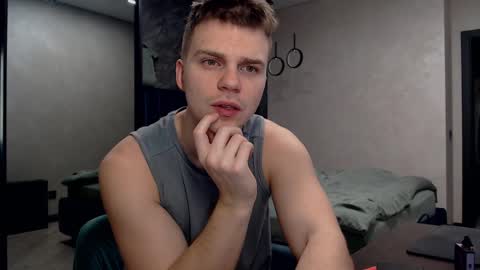 Justin online show from March 2025 05:27:02 AM