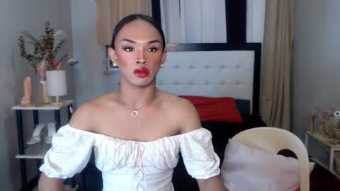 prettyakhira online show from February 2025 01:44:02 PM