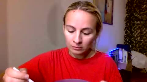 Snapshot of prettybabypetite chatting on January 2026 11:53:01 PM Missy Jack online show from January 2026 11:53:01 PM