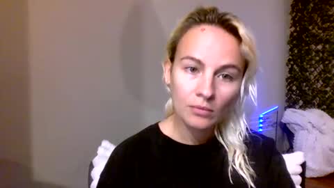 Snapshot of prettybabypetite chatting on February 2026 10:26:01 PM Missy Jack online show from February 2026 10:26:01 PM