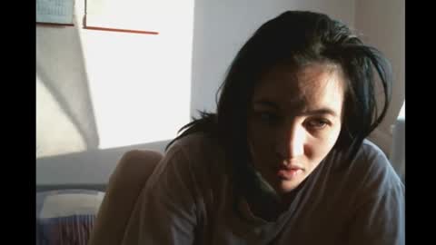 Bella online show from February 2025 05:02:01 AM