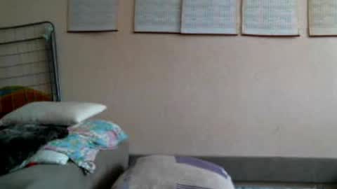 Bella online show from October 2025 10:59:02 AM