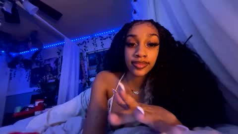 Snapshot of prettyblackgal chatting on February 2026 09:19:02 AM prettyblackgal online show from February 2026 09:19:02 AM