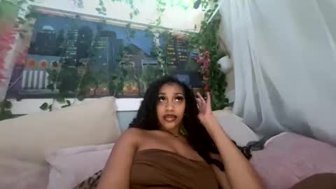 Snapshot of prettyblackgal chatting on February 2026 07:34:01 AM prettyblackgal online show from February 2026 07:34:01 AM
