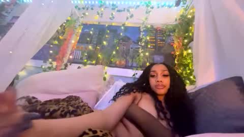 Snapshot of prettyblackgal chatting on February 2026 09:56:01 AM prettyblackgal online show from February 2026 09:56:01 AM