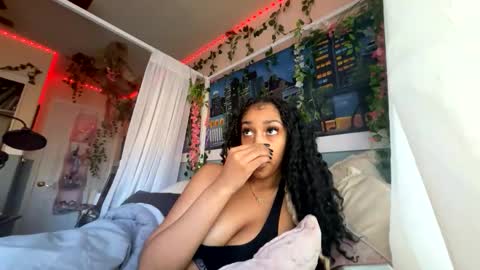 Snapshot of prettyblackgal chatting on February 2026 09:21:01 PM prettyblackgal online show from February 2026 09:21:01 PM