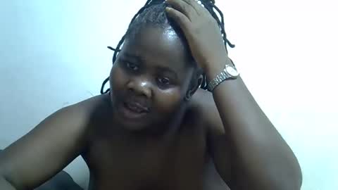 prettybooty1 online show from October 2025 05:22:02 PM