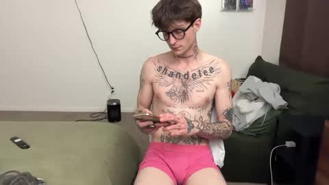 pretty boy online show from February 2026 05:03:01 AM