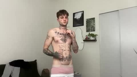 Snapshot of prettyboyszn chatting on July 2026 06:47:02 AM pretty boy online show from July 2026 06:47:02 AM