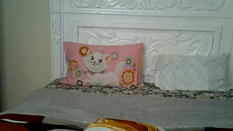 Bunny online show from October 2025 03:36:01 PM