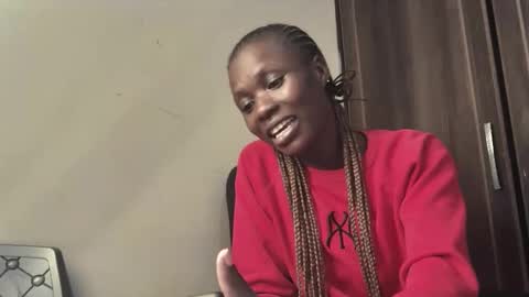 Vee online show from October 2025 07:53:01 AM