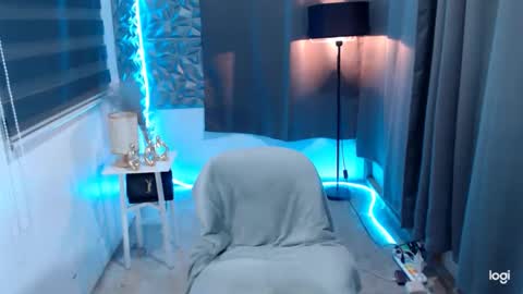 ASHLEY online show from December 2024 08:56:01 AM