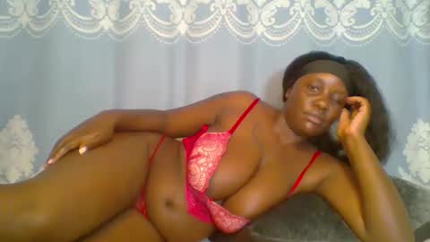 Snapshot of prettydarkskin002 chatting on April 2026 08:36:02 PM SHANIA online show from April 2026 08:36:02 PM